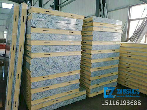 聚氨酯冷庫保溫板(1)